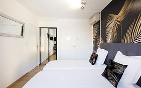 Studio Au Calme, Avec Terrasse Et Parking A Eze Village